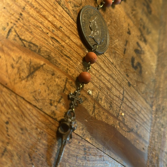 raven head rosary - Picture 11 of 16